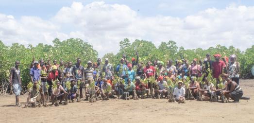 Group picture of people in Kenya